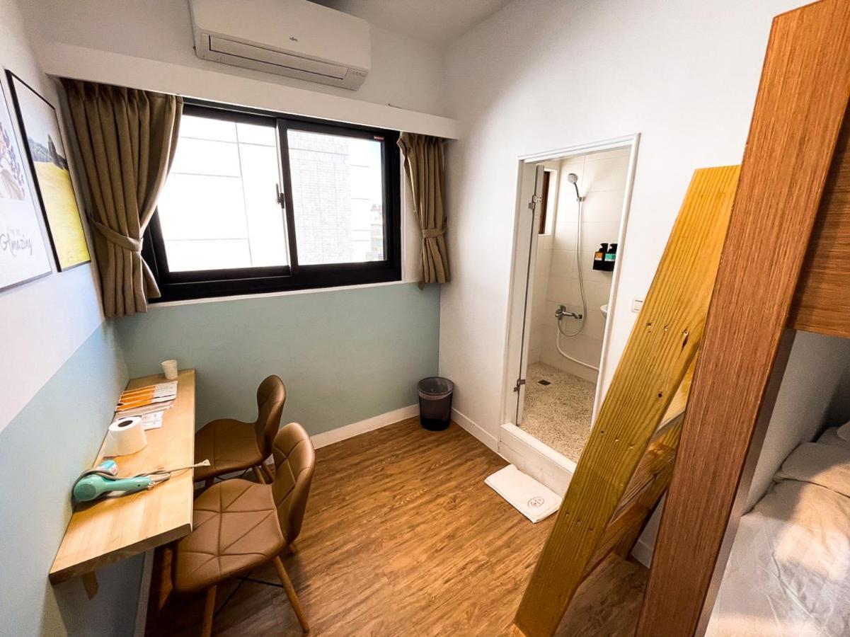 Small Island Homestay Tainan Exterior foto